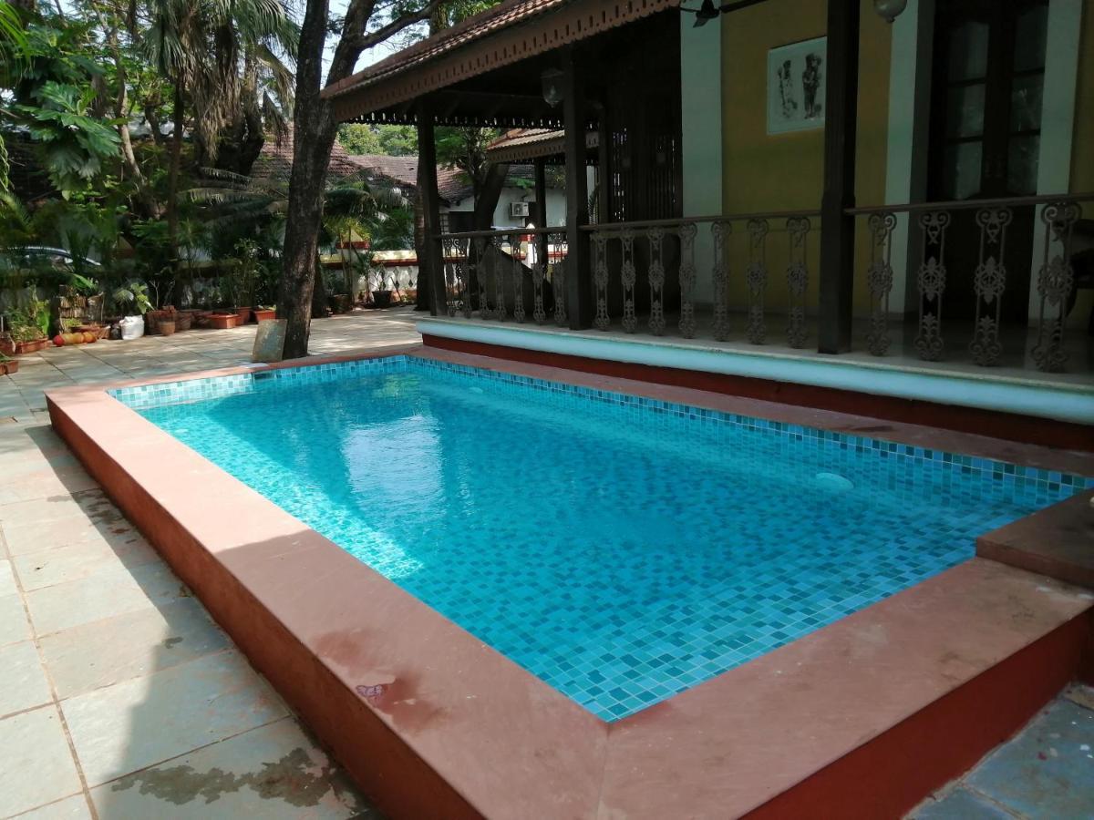 Surya Kiran Heritage Hotel Панаджі Екстер'єр фото