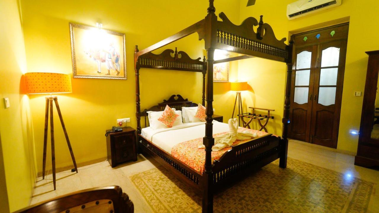 Surya Kiran Heritage Hotel Панаджі Екстер'єр фото