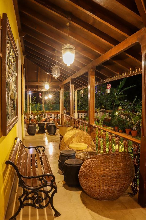 Surya Kiran Heritage Hotel Панаджі Екстер'єр фото