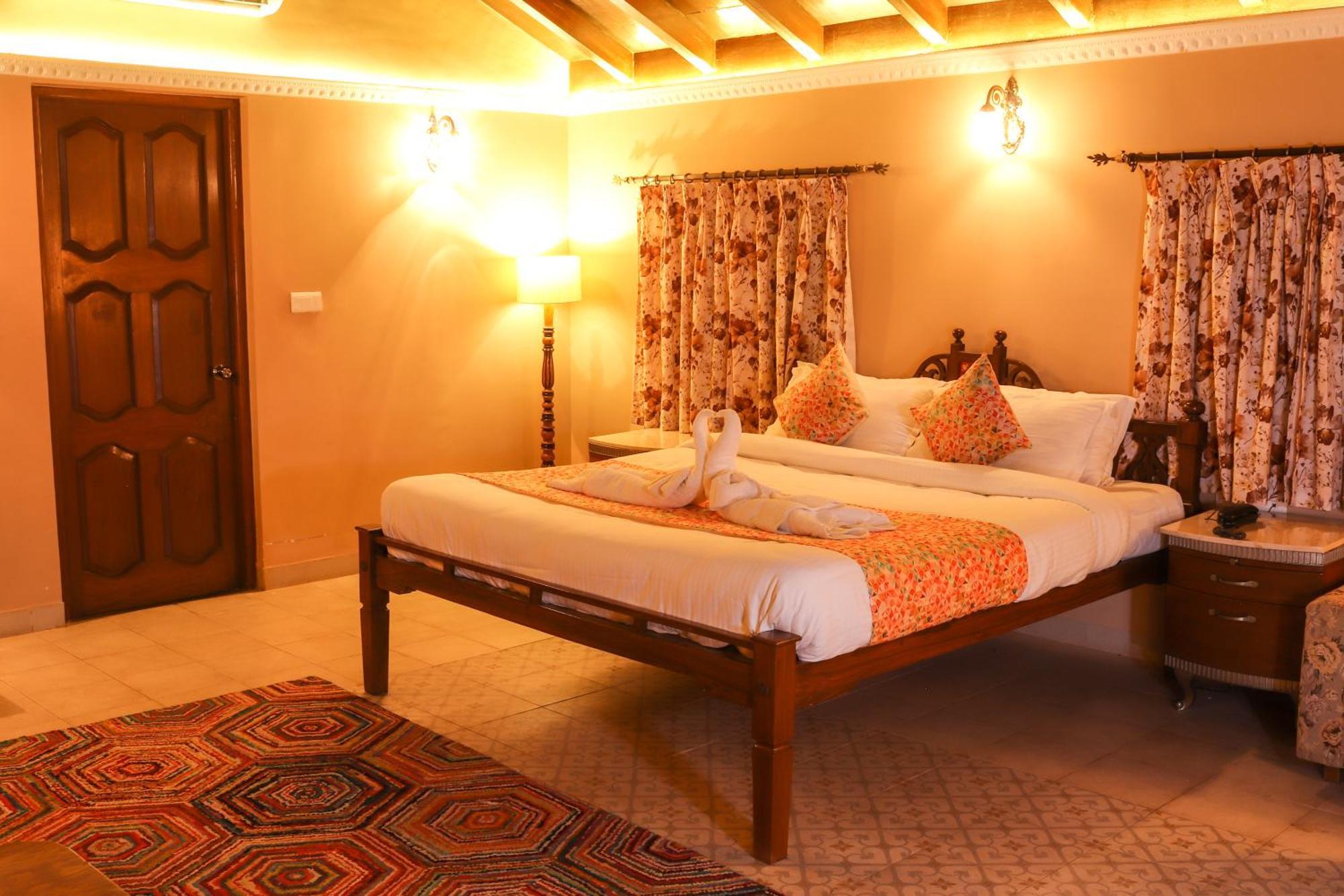 Surya Kiran Heritage Hotel Панаджі Екстер'єр фото
